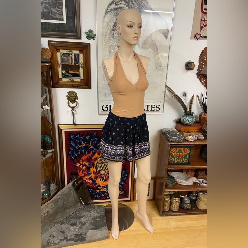 Black Patterned Shorts - Picture 7 of 11